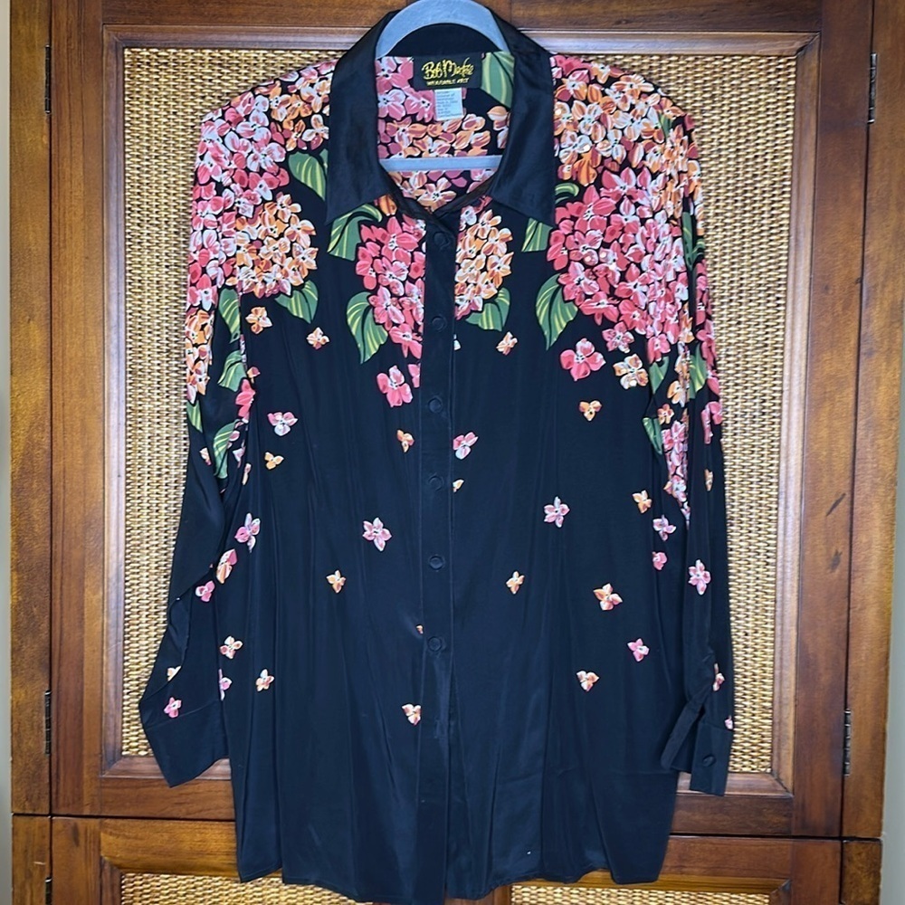 Bob Mackie floral silk blouse Like New Sz1X